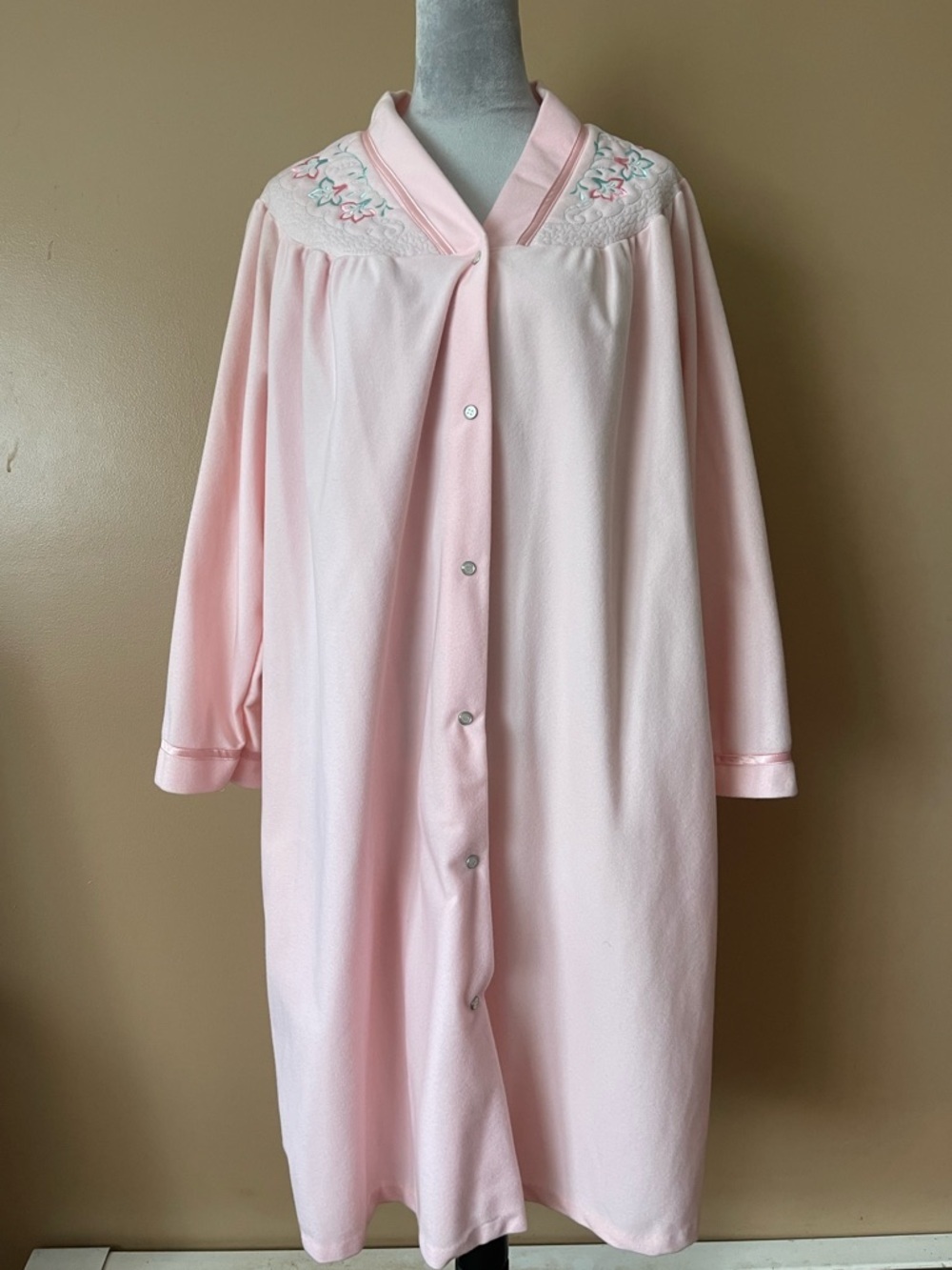 Vintage Cachet Sears Pale Pink Snap-Front Nightgown size large new with tags